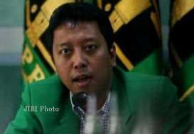 Kemenkumham Sahkan PPP Pimpinan Romahurmuzy